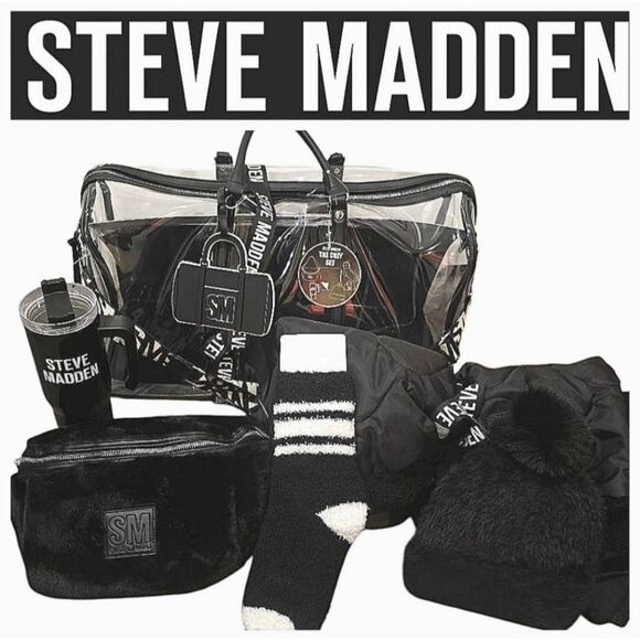 Steve Madden The Cozy Duffle Bag Gift Set